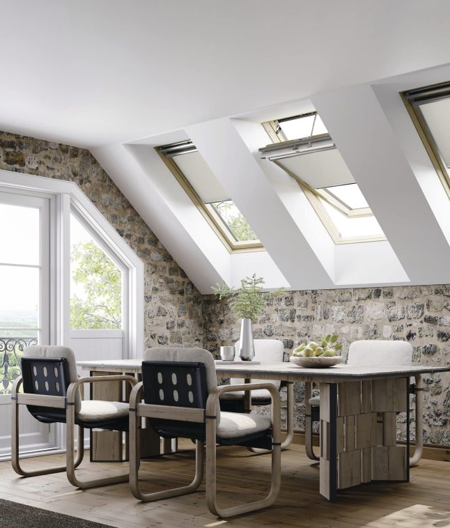Centre Pivot Roof Windows – Solar