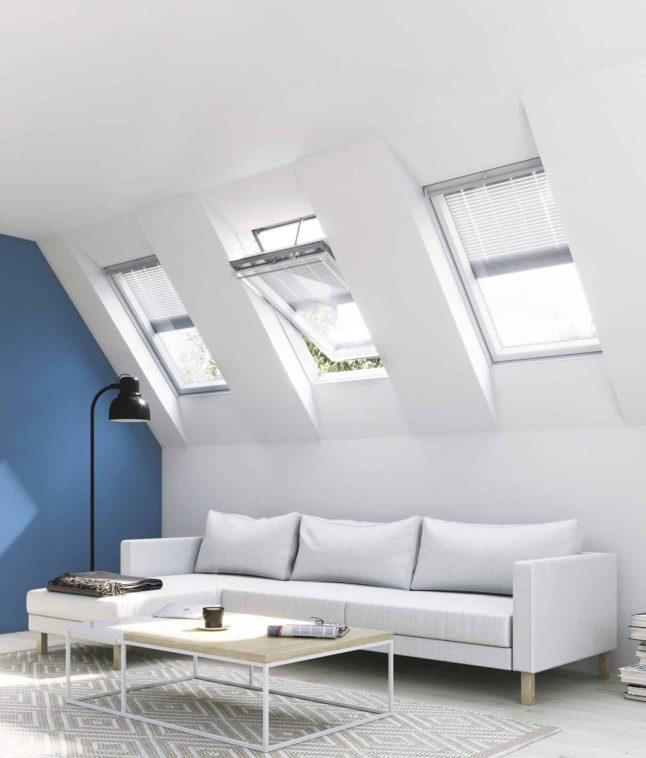 Centre Pivot Roof Windows – Solar