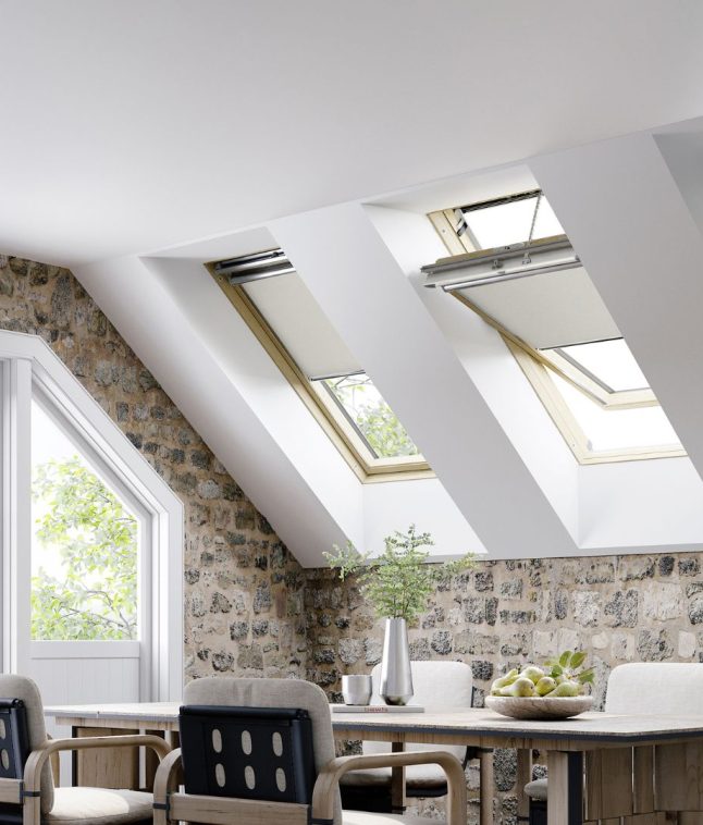 Keylite Centre Pivot Roof Windows – Electric