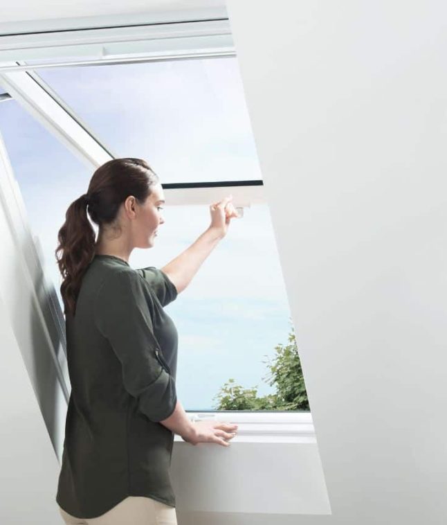 Top Hung Fire Escape Roof Windows – Manual
